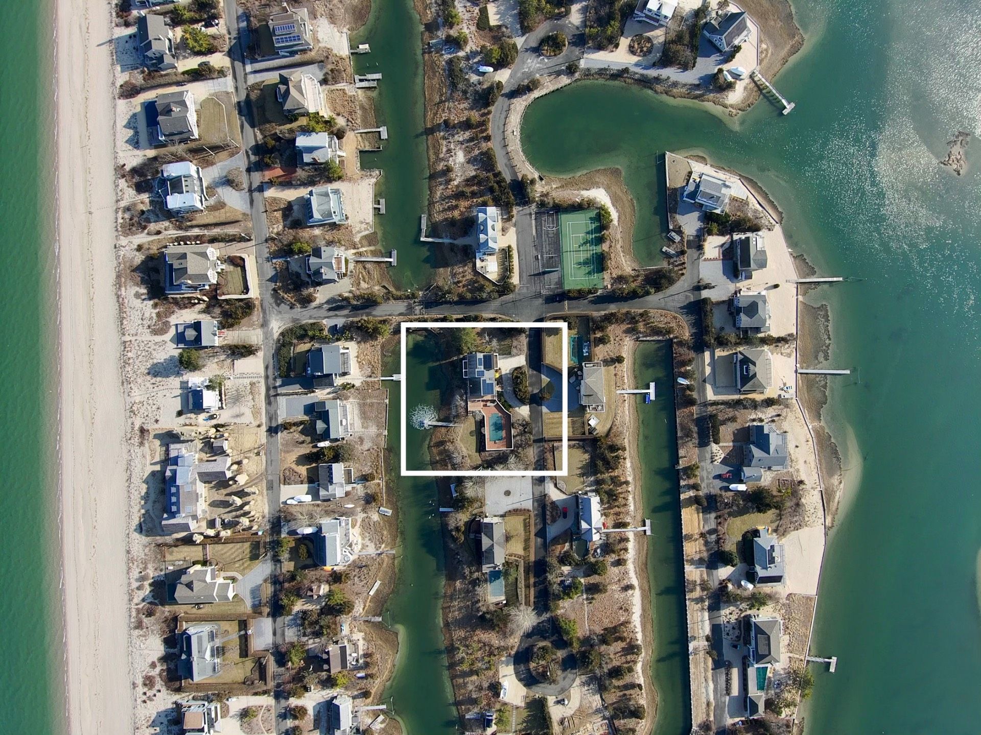 19 Sandgate Ln, Southampton, NY 11968 Out East