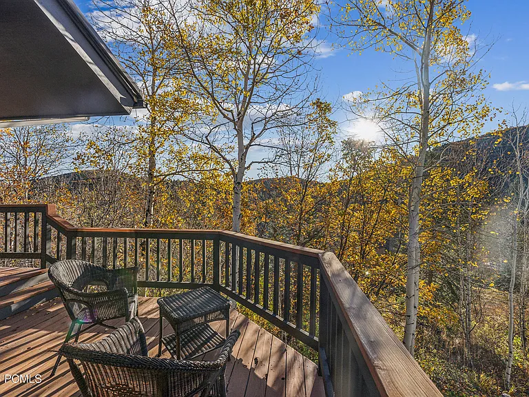 7240 Buckboard Dr — Photo 13