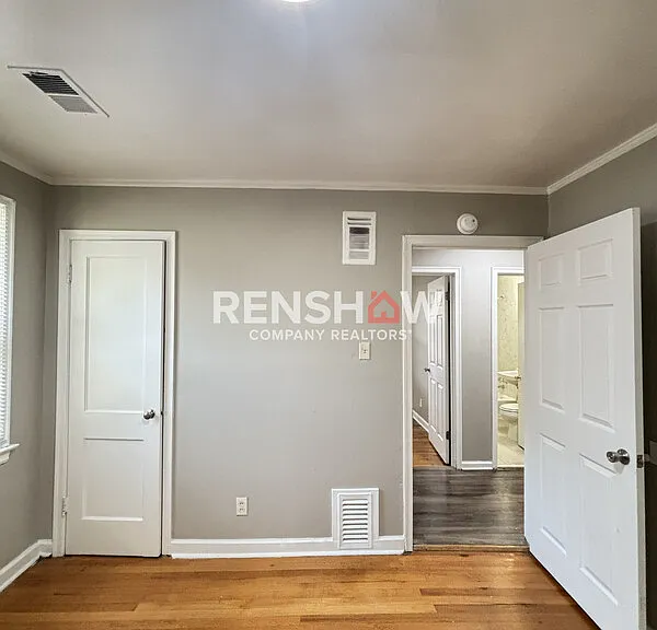 1065 Larry Ln — Photo 17
