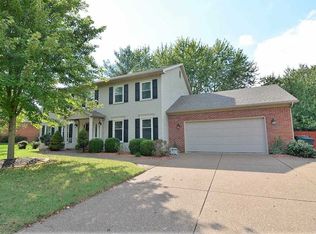 3077 Trailwood Dr, Newburgh, IN 47630