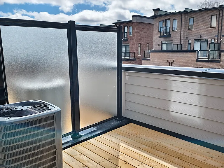 68 Stauffer Cres — Photo 16