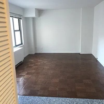 Rented by Carlyle Property Management | media 21