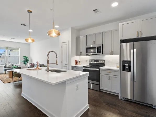 1677 54th Ave N APT 317, Nashville, TN 37209