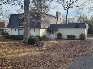 1221 Kenyon Rd, Lake City, GA 30260