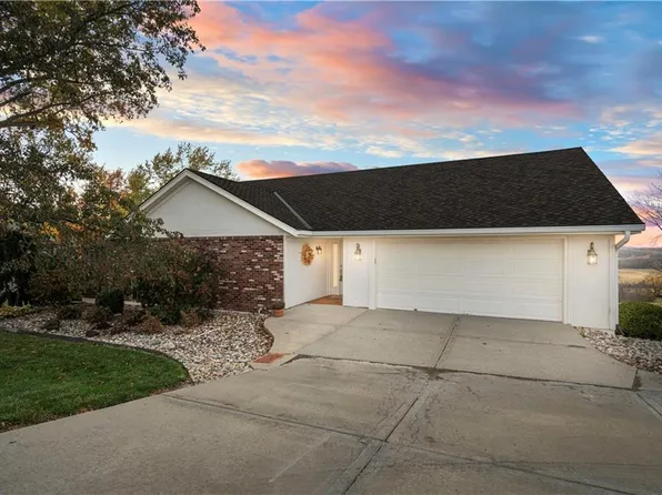 2104 4th St, Platte City, MO 64079