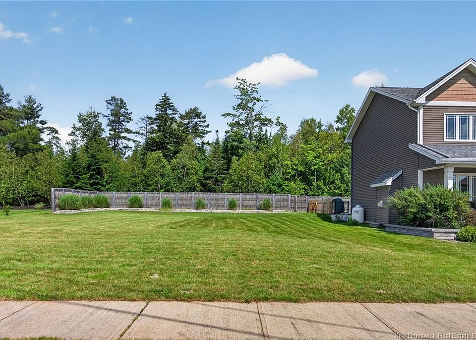 2nd image of 65 Wilmington Dr