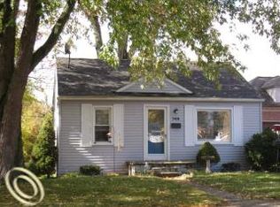 748 Harding St, Plymouth, MI 48170