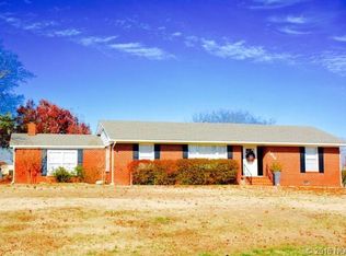 1614 Northcrest Dr, Ada, OK 74820