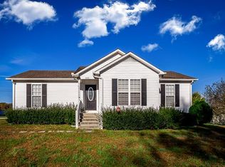 220 E Howard Rd, Livingston, TN 38570