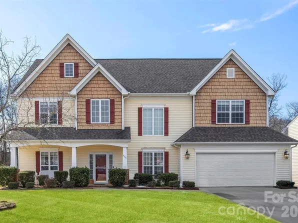 4351 Crest Line Ln, Harrisburg, NC 28075