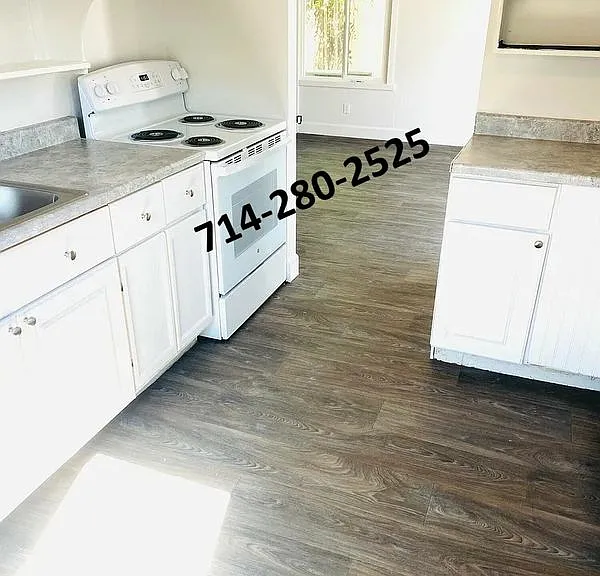 312 S 17th St #A — Photo 1