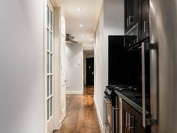 5th image of 72 W 108th St APT 1B