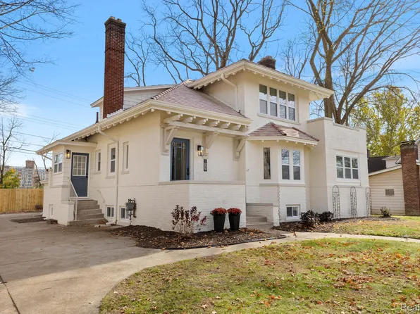 53 Miller St, Mount Clemens, MI 48043