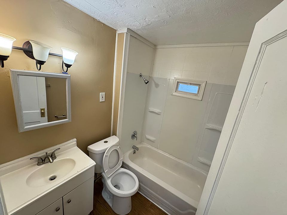 1st image of 10315 Eliot Ave #A