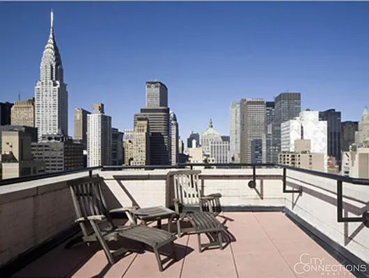 Rented by City Connections Realty | media 25