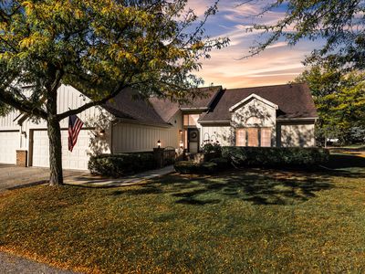 37800 N Laurel Park Dr, Livonia, MI, 48152