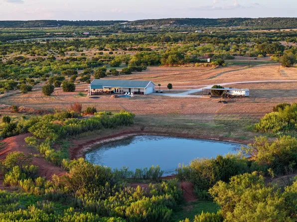 6942 Us Highway 83, Ovalo, TX 79541