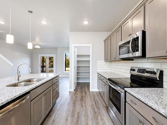 2nd floor - Kitchen