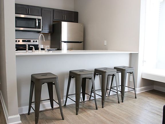 2nd image of 608 E White St #1516