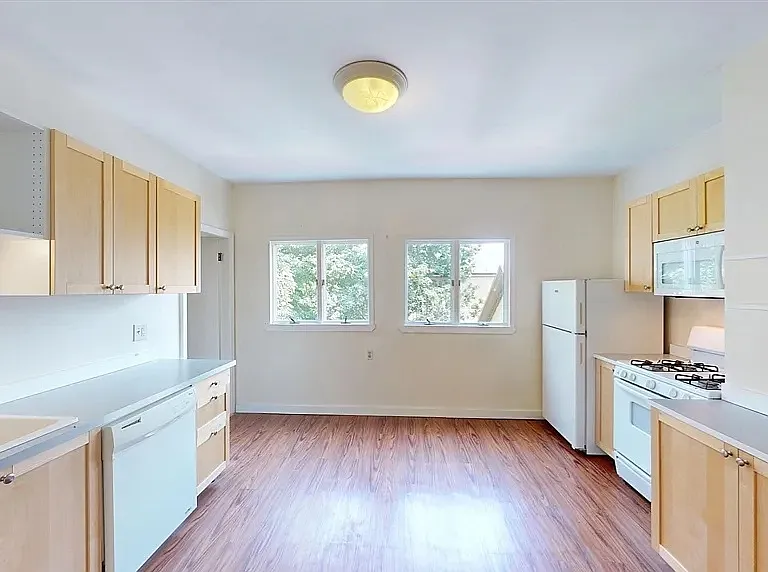 22 Boynton St #3 — Photo 30