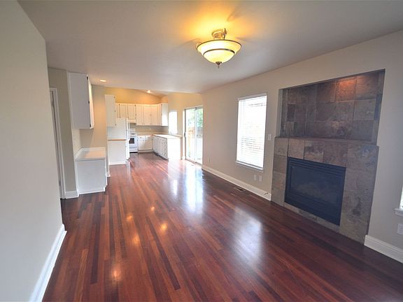 5th image of 6711 57th Dr NE