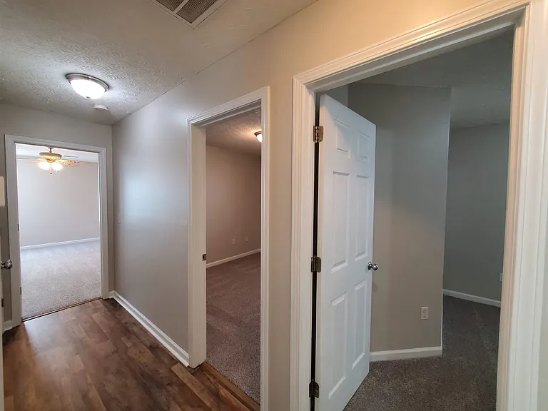204 Lucille Dr — Photo 21