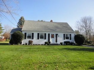 1061 Great Rd, Lincoln, RI 02865