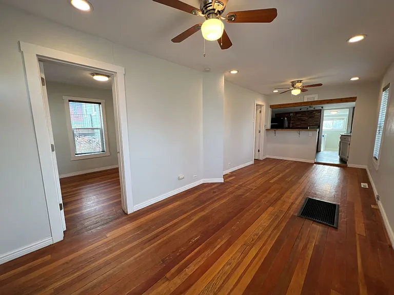 5044 N Lincoln St — Photo 14