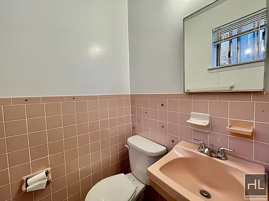 Rented by Highline Residential | media 26