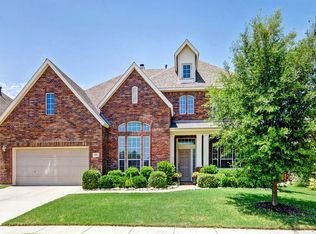 207 McKinney Trl, Fate, TX 75087