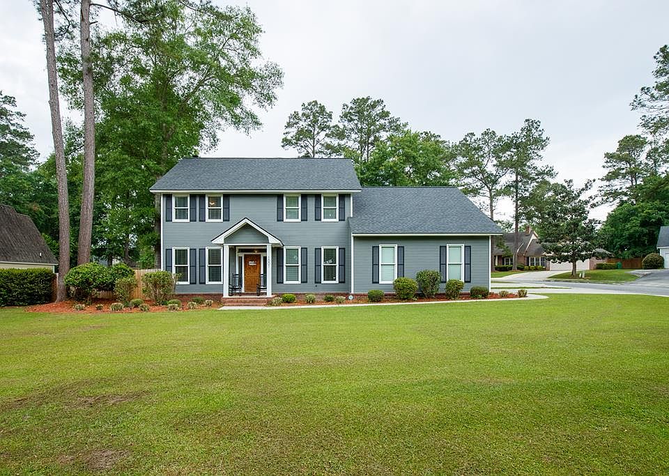 1st image of 1001 Williamsburg Dr