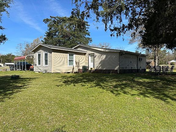 4th image of 521 Country Trail Ln