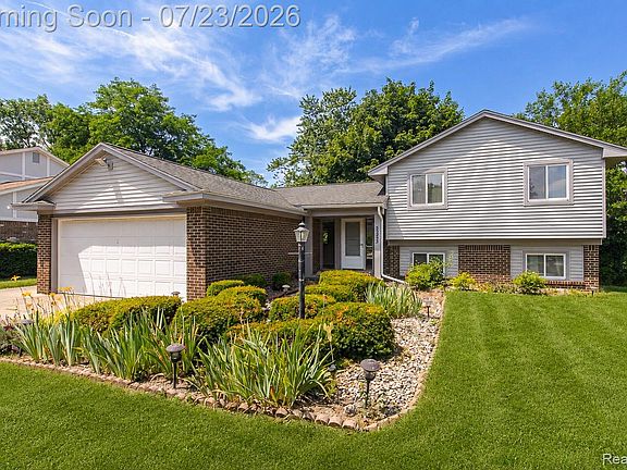 2nd image of 5235 Timber Ridge Trl