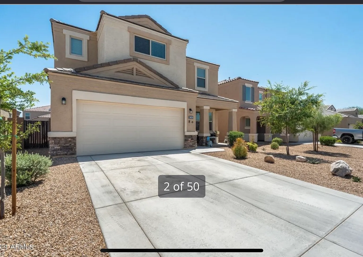 5 bed, 3.5 bath, 2909 sqft, $2,500 — Photo 2