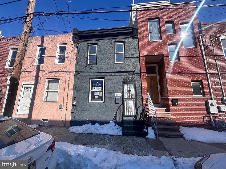 1st image of 2015 E Letterly St