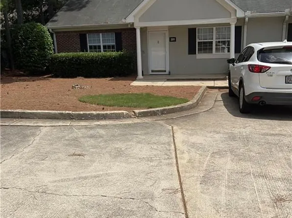 2911 Florence Dr, Gainesville, GA 30504