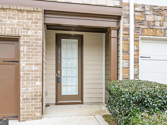 3rd image of 2716 Avanti Way