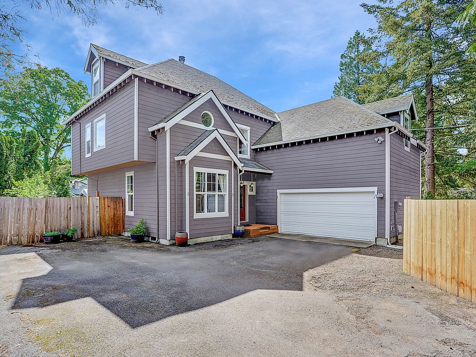 1st image of 316 SE 26th Ave