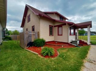 106 2nd St SE, Bertha, MN 56437