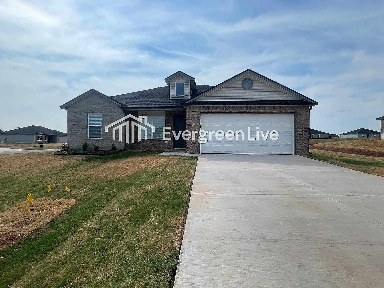 3 bed, 2.0 bath, 1143 sqft, $1,495 — Photo 1