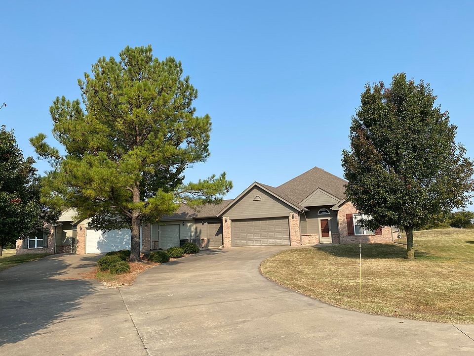 2nd image of 6034 Chipshot Rd