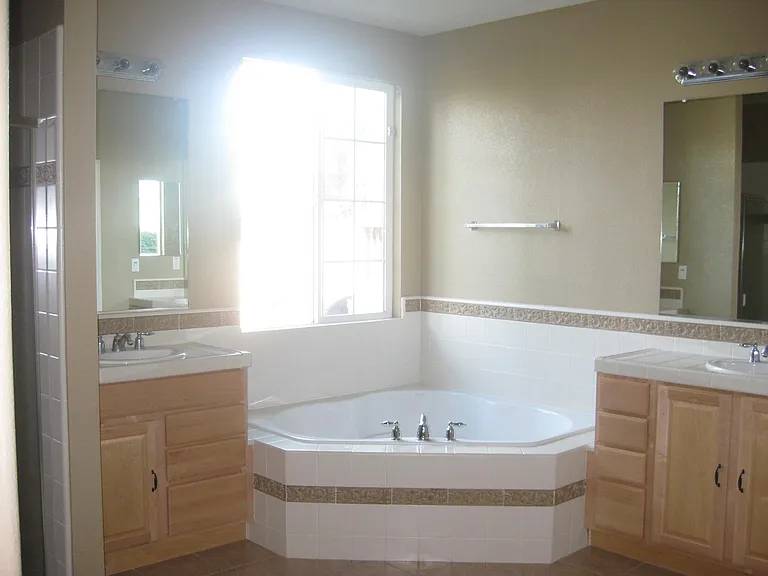 529 Wellman Ct — Photo 5