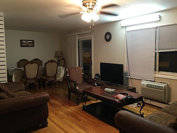 5th image of 8936 Northshore Dr APT 1B