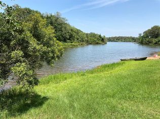 Lakeland Dr S, Hilltop Lakes, TX 77871