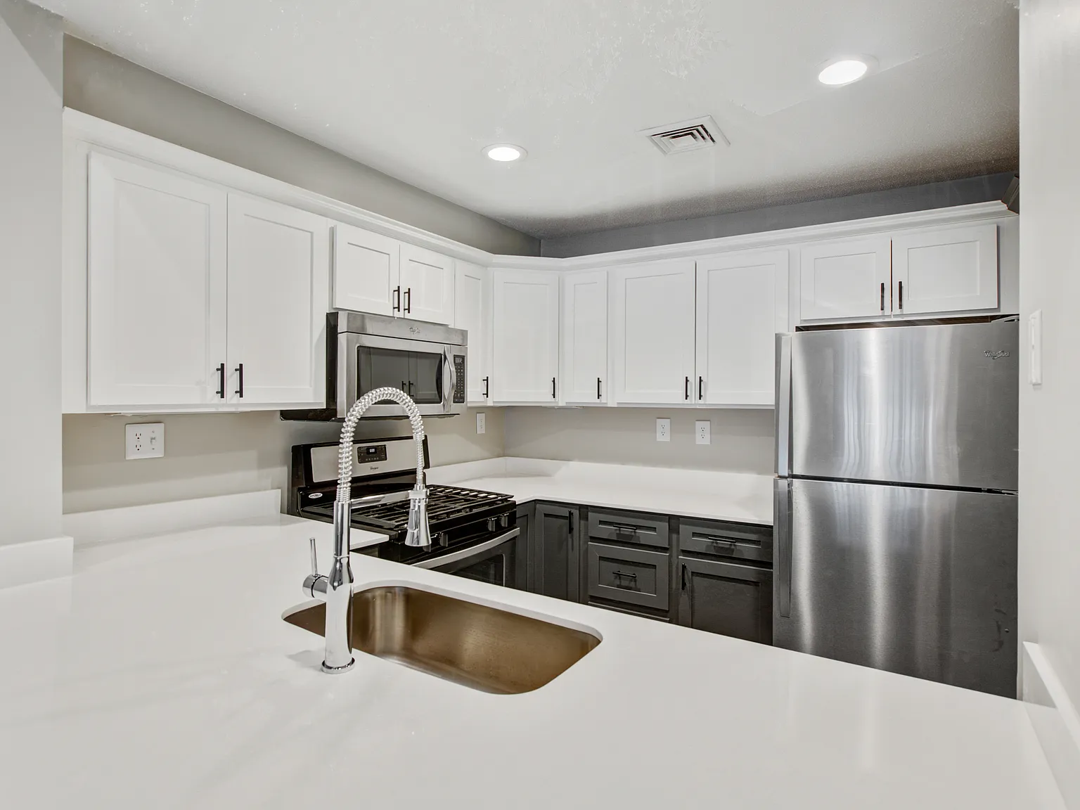 Avana Marlborough — Photo 3