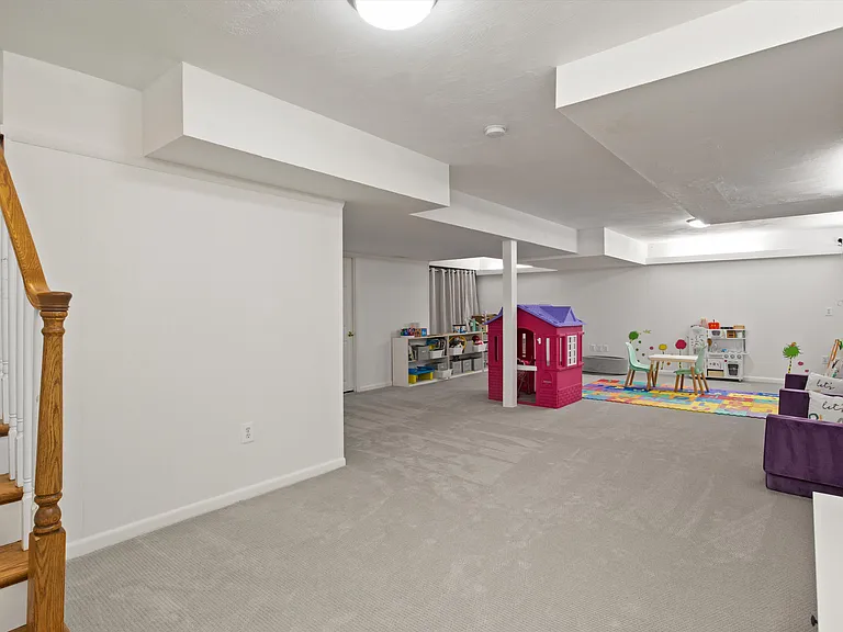 2606 N Quincy St — Photo 52