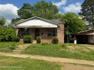 910 Summit St, Mccomb, MS 39648