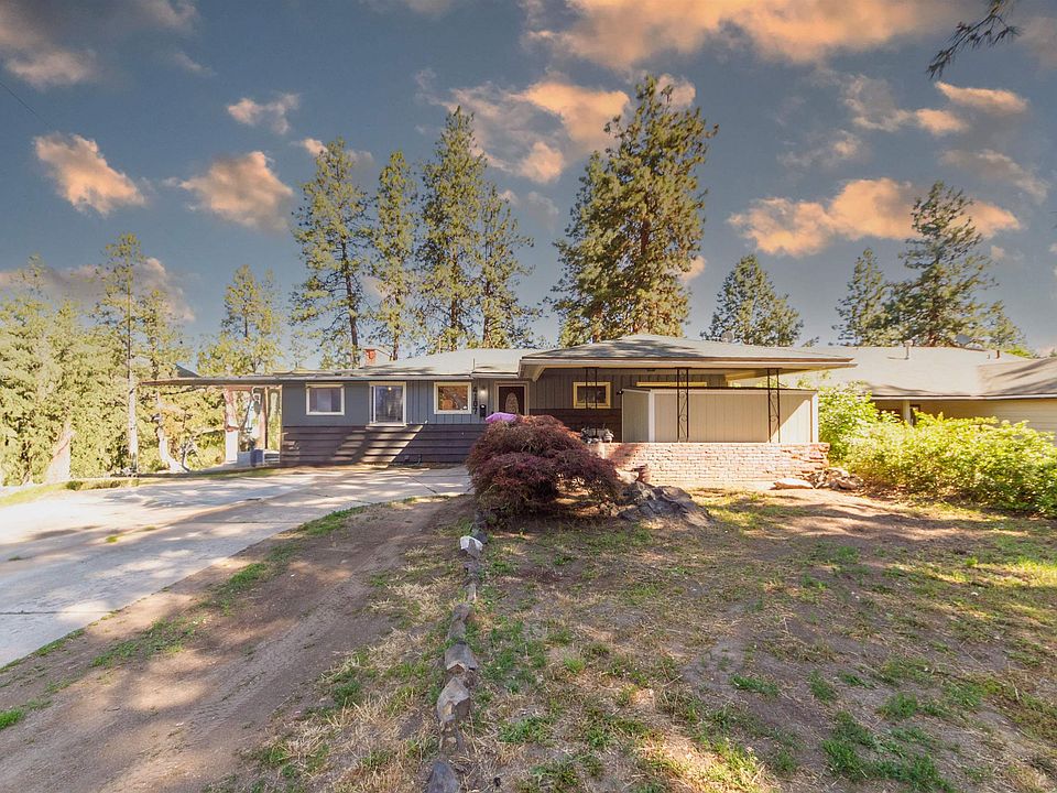 1st image of 4107 E 17th Ave