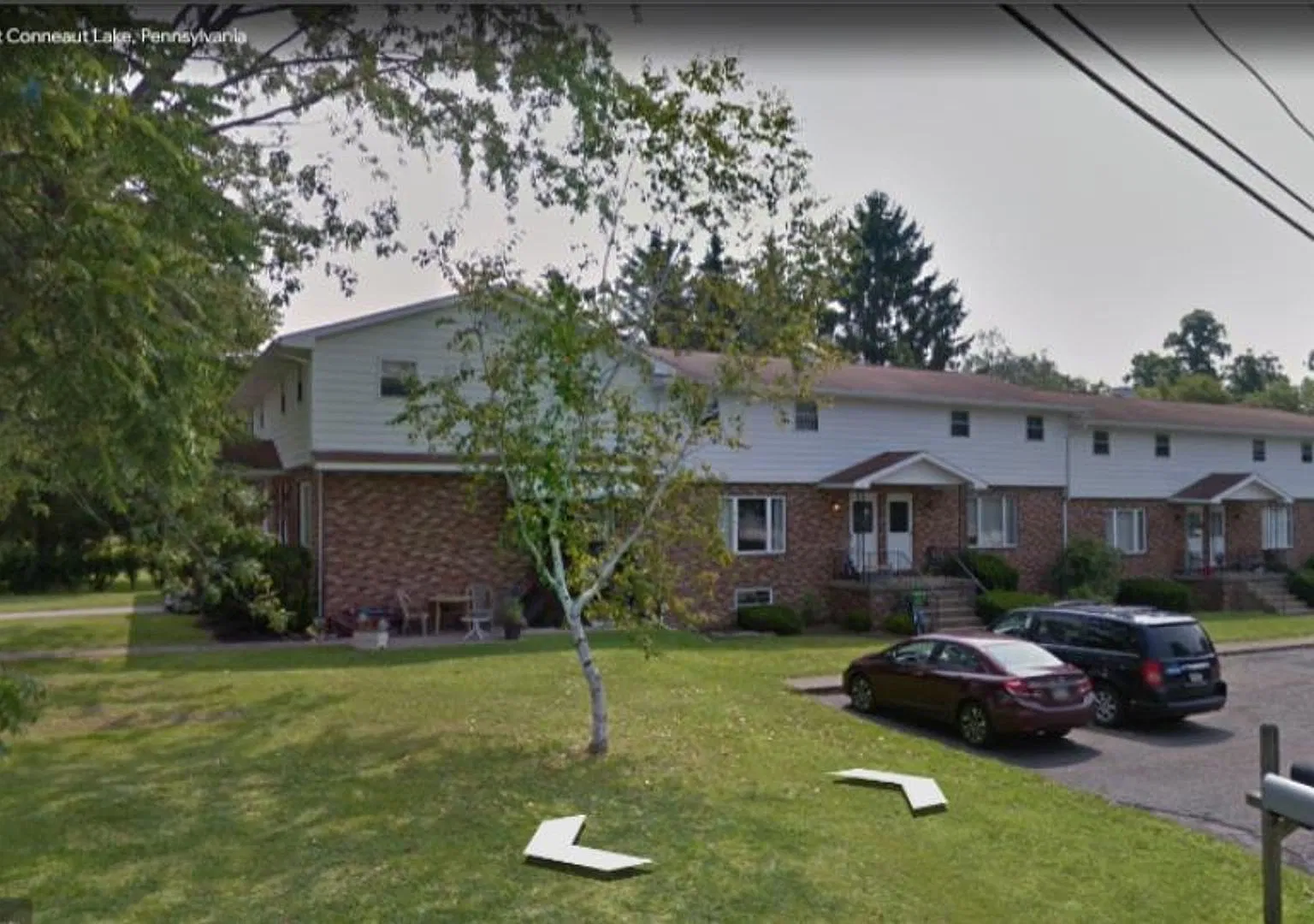 10950 Oak Street — Photo 2