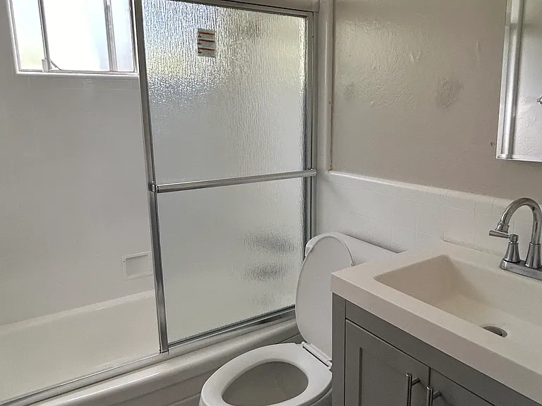 12 San Pablo Ave #13 — Photo 1